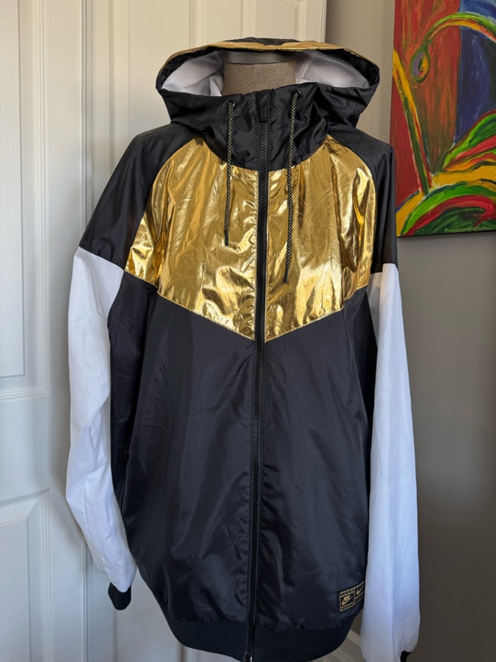 Nike Colourblock Windbreaker Jacket with Metallic Gold Logo and White Sleeves